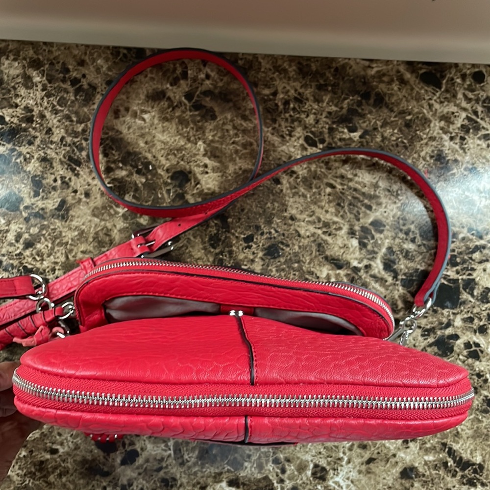 Vince Camuto crossbody bag - Picture 7 of 10